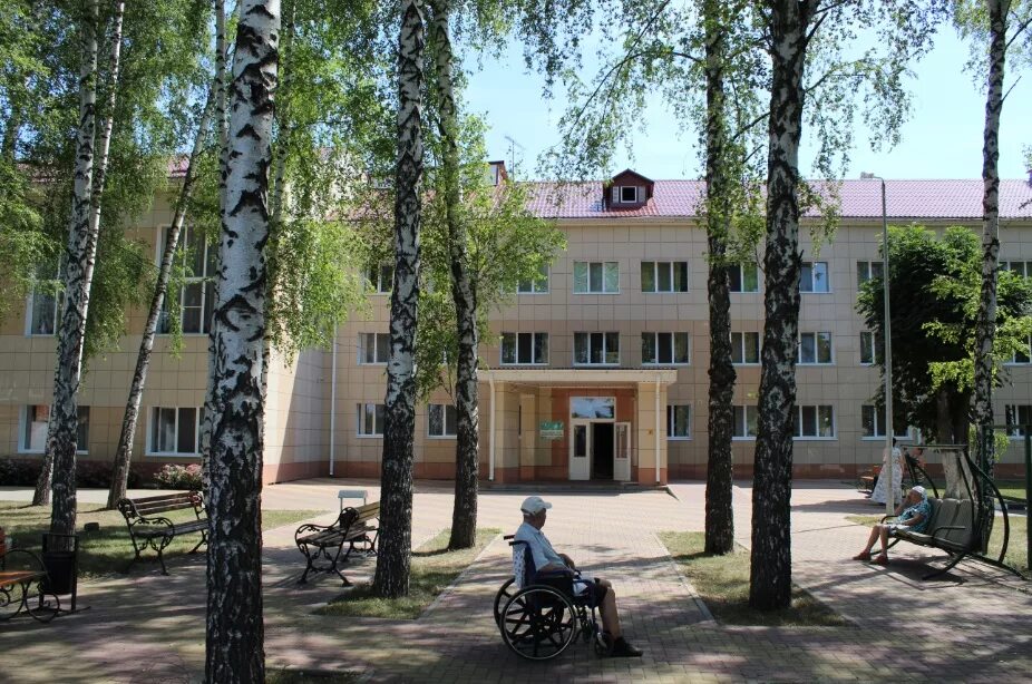 Интернат для престарелых и инвалидов пансионат. Шебекинский интернат для престарелых и инвалидов шебекино. шебекино дом престарелых и инвалидов интернат. октябрьский дом интернат для престарелых и инвалидов. дом престарелых шебекино.
