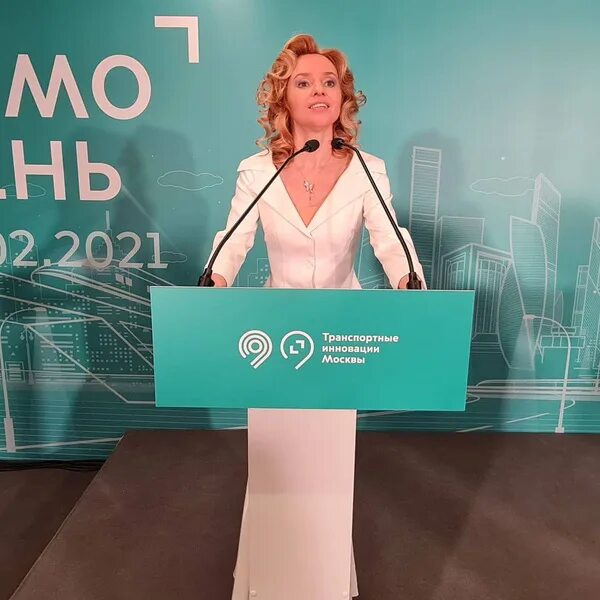 Чей голос в метро. Голос московского метро.