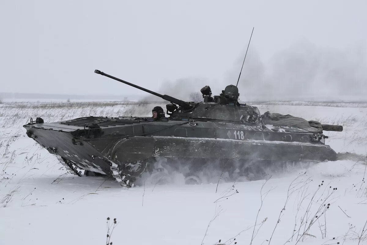 Мотострелковая машина. Бмп-3 сож-м. Колонна бмп 2. Боевая машина бмп 2. Бмп-3 оаэ.