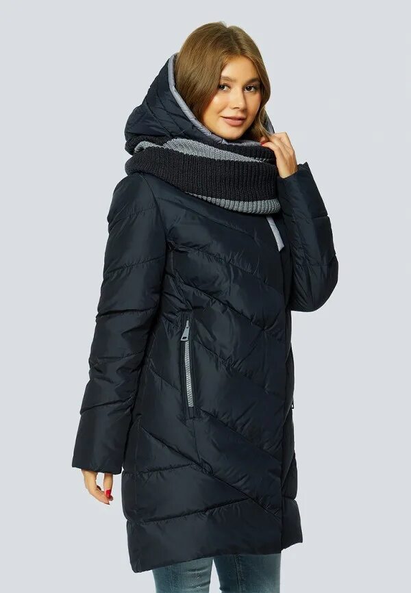 Девушка в пуховике. Куртка женская dkny dp8j8389 черная s. Donna karan new york пуховик. Горнолыжный костюм salomon. Пуховик finn flare зимний.