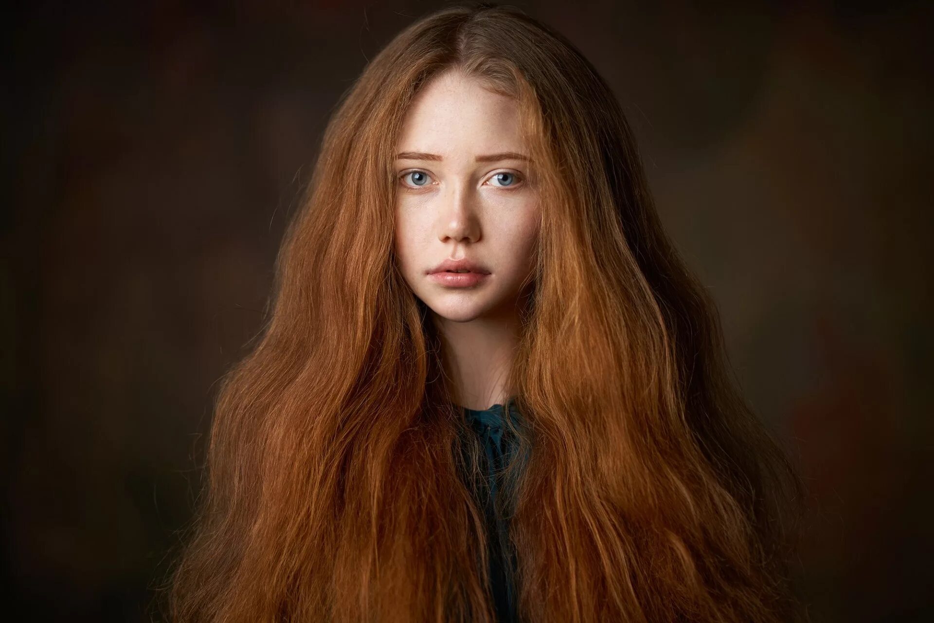 Alexander Vinogradov Милько. Портрет девушки. Фотопортрет с длинными волосами.