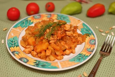 Тушеные овощи с подливкой