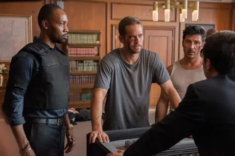 Рецензия на фильм "13-й район: Кирпичные особняки"