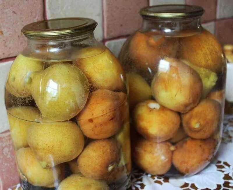 Маринованная груша. Заготовки из груш. Консервированные груши. Груша консервация. Компот из груш на зиму.