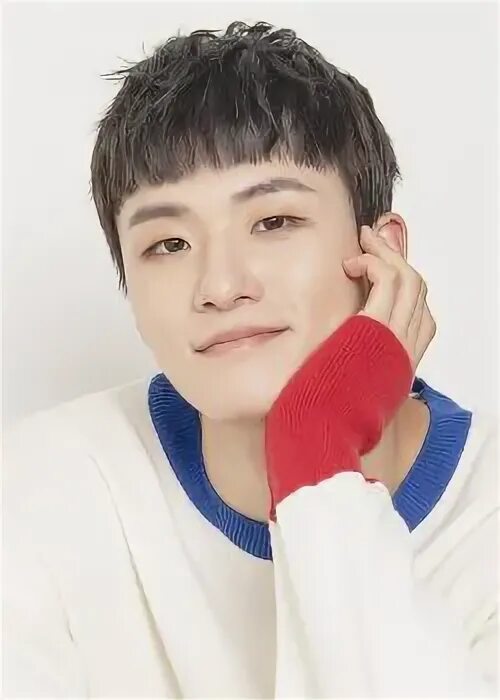 Шин сын. Shin seung ho. шин сын хо актер. shin seung ho weak hero. shin 1995.