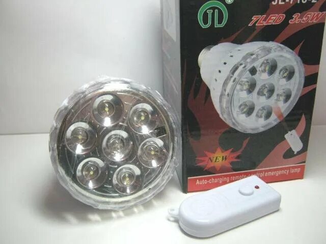 Led лампы с аккумулятором. Светодиодная лампа с аккумулятором с пультом ду yd-678. светодиодная лампа (e27) аккумуляторная (22 led) с пультом ду (jl-678). лампа с аккумулятором и пультом управления bradex td 0402. светодиодная лампа zc7817.