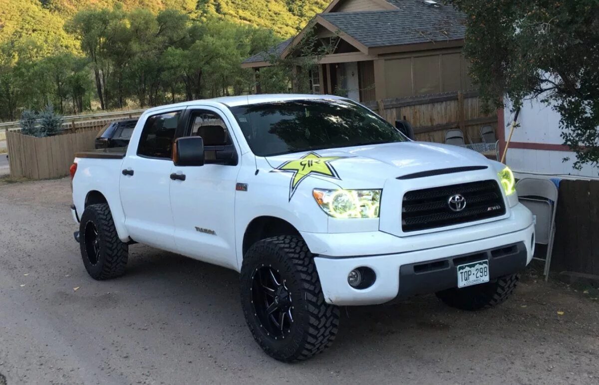 Авито тундра с пробегом. Тойота тундра 2008. toyota tundra trd 2008. тойота тундра 20. toyota tundra 2005.