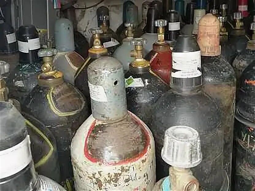 Баллоны для технических газов. Технические газы. Баллоны кислорода aisi 304. Кислородный баллон. Кислородный баллон бкп 2-2-210.