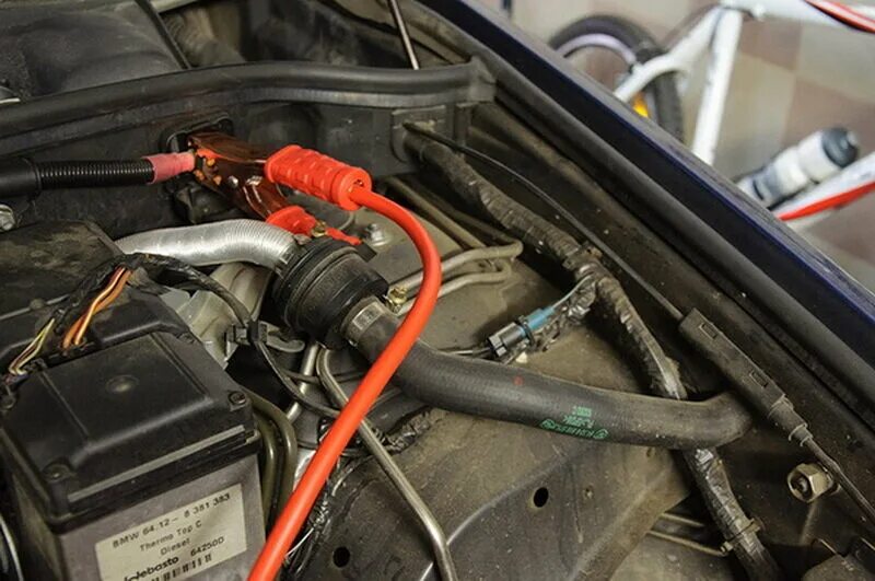 Как соединить провода на автокресле от бмв Установка CID 6,5", HY ENTRY, iDRIVE в BMW F20 BMW 1 series (F20), 1,6 л, 2013