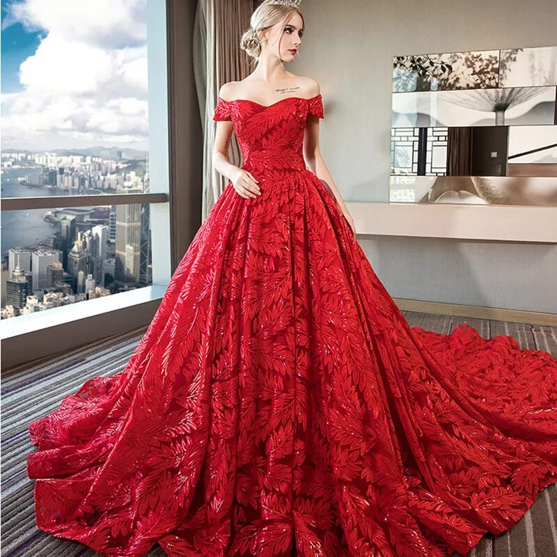 Красног. Красное свадебное платье. Шикарные платья. Красивое красное платье. Пышные платья.