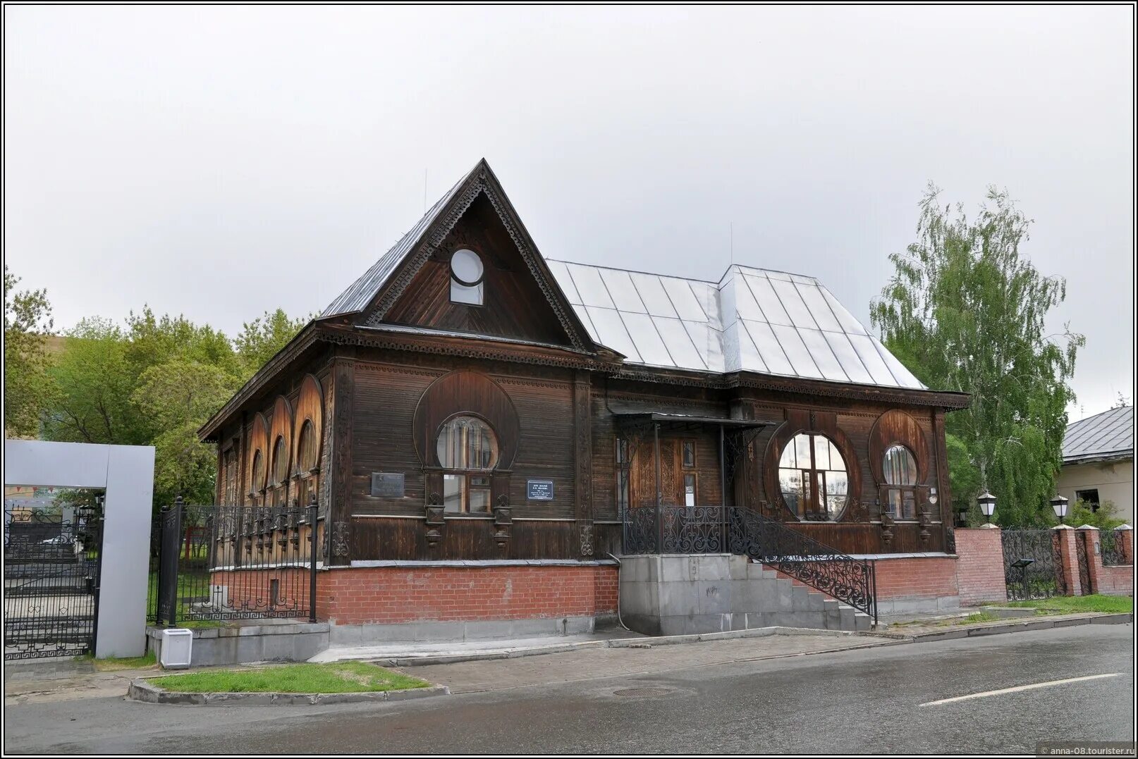 литературный квартал екатеринбург. екб литературный квартал памятник екб. литературный парк екатеринбург. литературный квартал екб. литературный квартал екатеринбург.