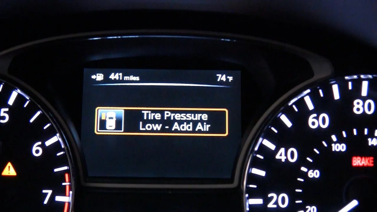 Low Tire Pressure. Tire Pressure Low add Air. Давление в шинах Ауди а6 Олроуд. Tire Pressure Low add Air Totire перевод.