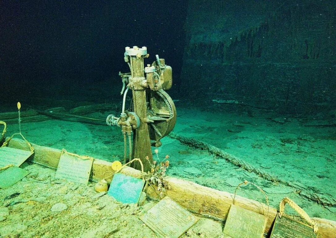 Достать титаник со дна. Титаник затонул в 1912. oceangate титаник экспедиция. затонувший титаник 2025. затонувшие корабли титаник.