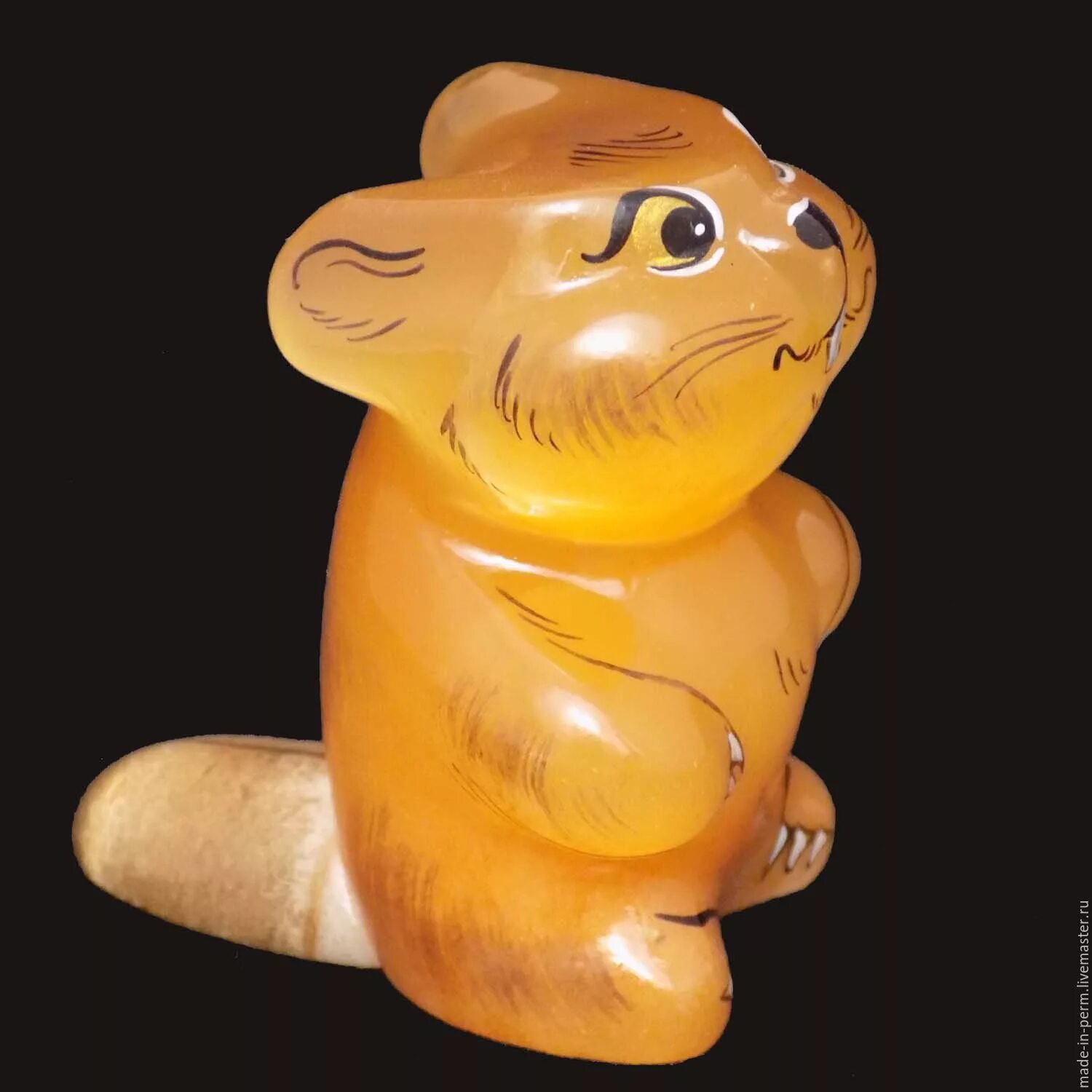 Красный ясыл селенит. Селенит пермь. Сувениры из селенита. Медведь из селенита пермь. Статуэтки из селенита.