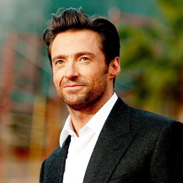 джеймс белуши билл мюррей том хэнкс. матвеев козловский страхов. брэдли купер двойник. рэйф файнс сходство. каких артистов вы знаете.