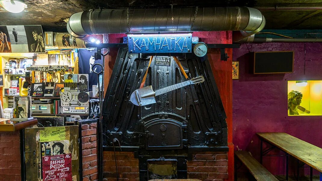 ТОП-10 интересных дворов Санкт-Петербурга: "Камчатка Цоя" и др Реквест - гид по 