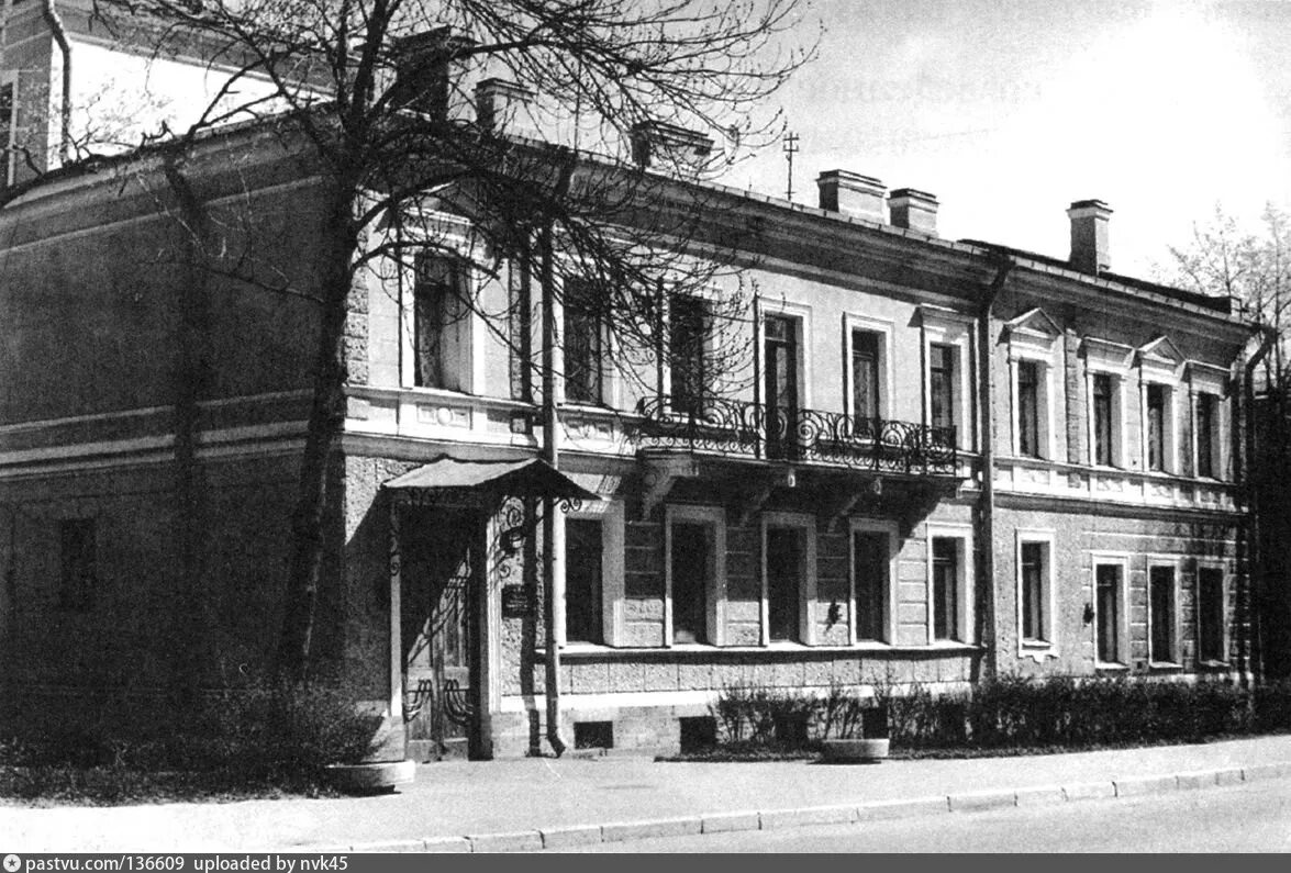 Александровский парк царское село малый каприз. Царское село 1950-е. Старый город пушкин. Большой каприз в царском селе. Царское село бульварная улица.