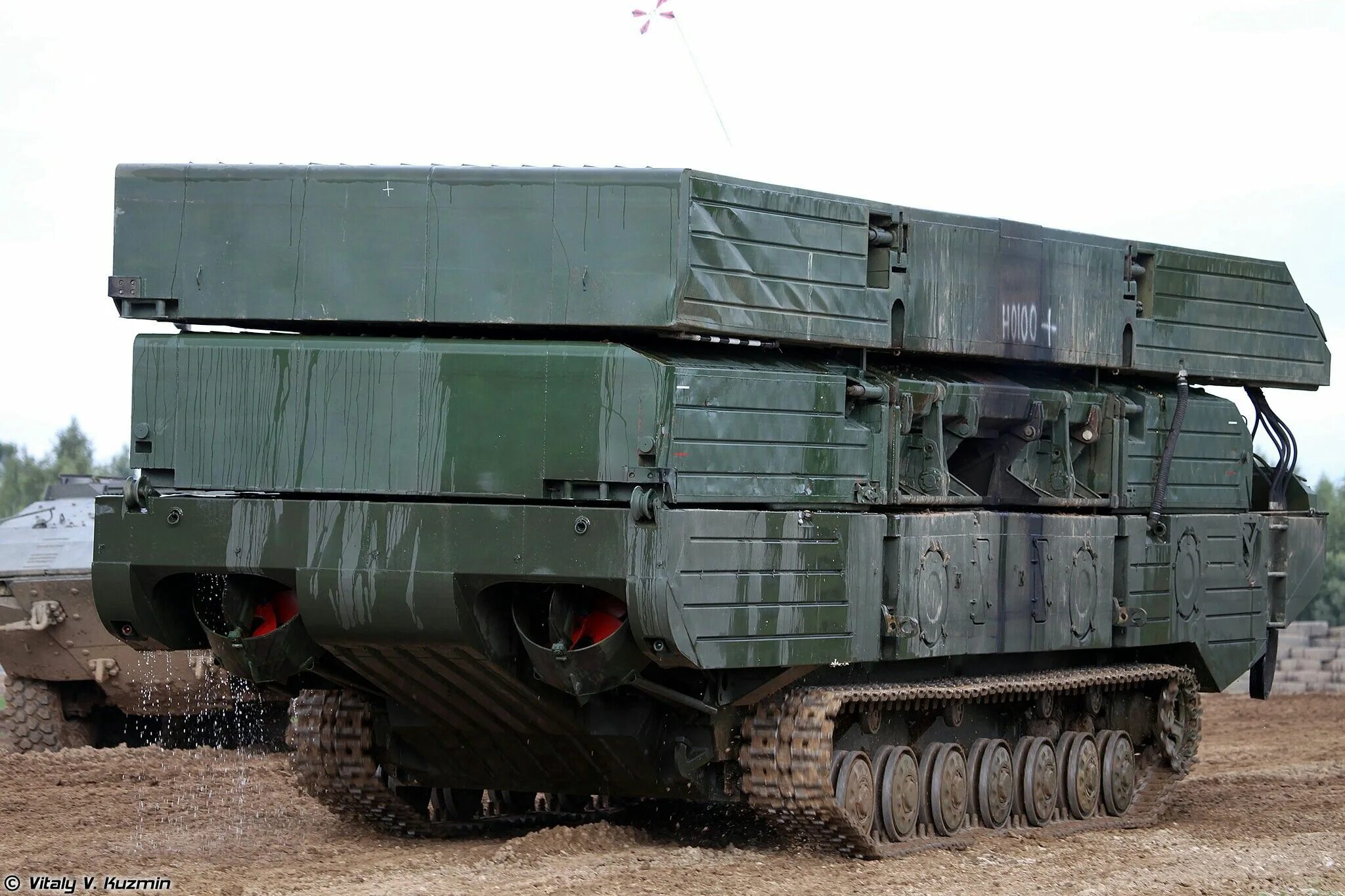 Понтонно-мостовая машина пмм-2м. Пмм 2м. Понтонно мостовая машина пмм-2. Понтонно мостовая машина пмм-2. Пмм-2м паромно-мостовая машина ттх.