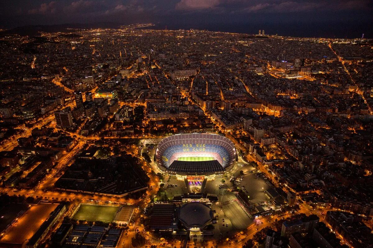 Барселона Camp nou. Стадион Камп ноу в Барселоне. Стадион Camp nou. Барселона Камп ноу вид сверху. Стадион ночью