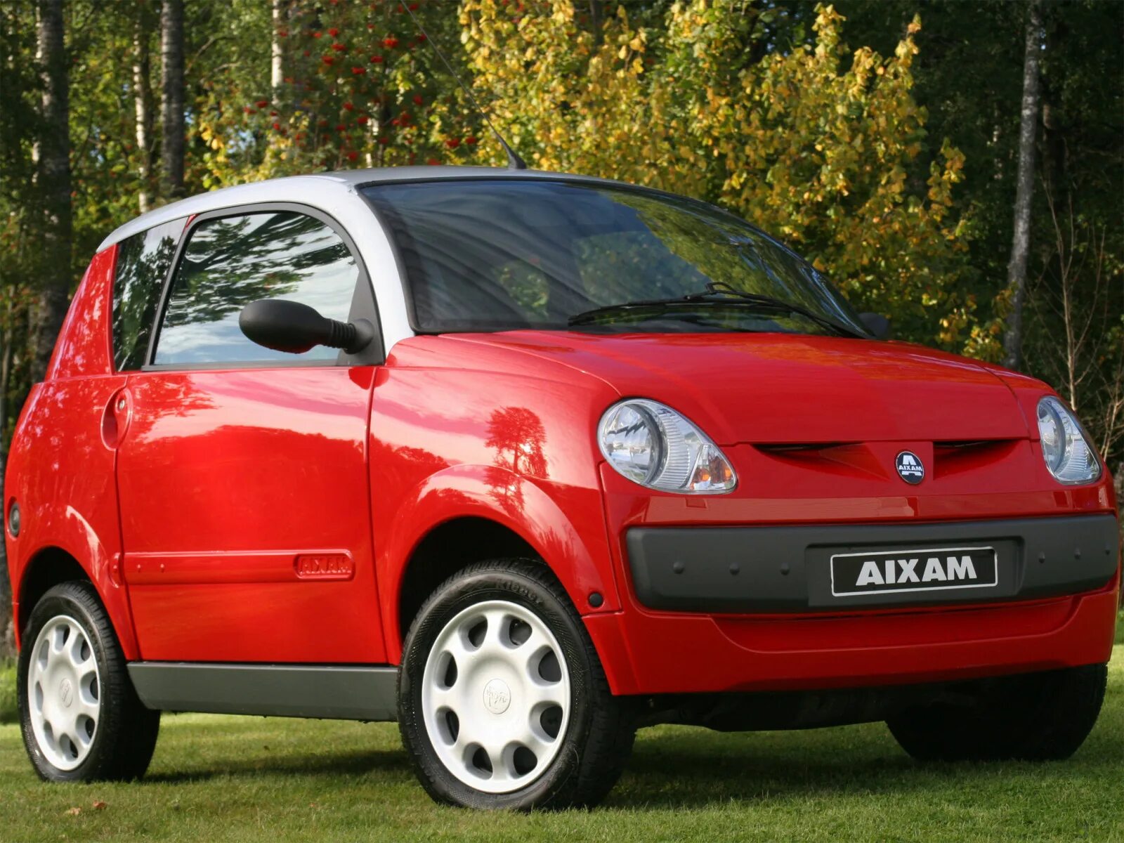 Smart fortwo 2010. Smart fortwo. Смарт седан. Форд маленький хэтчбек. Smart 451 cabrio.