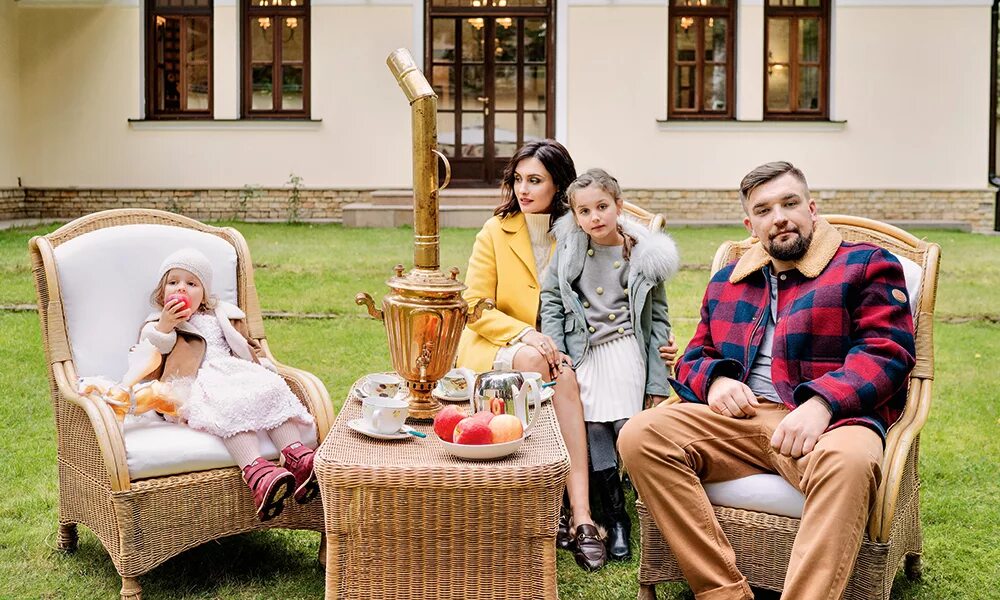 Мама басты