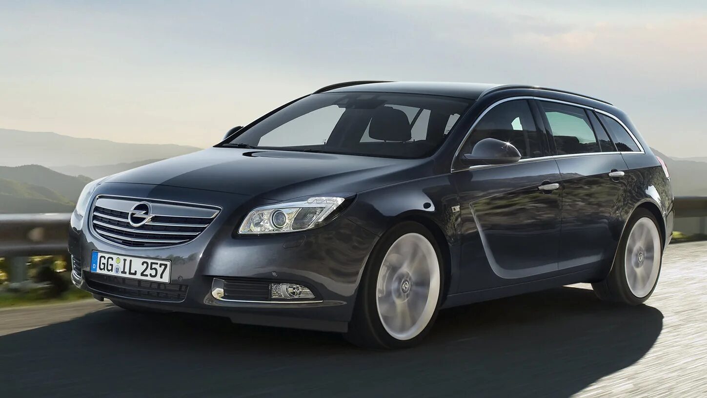 Opel insignia универсал