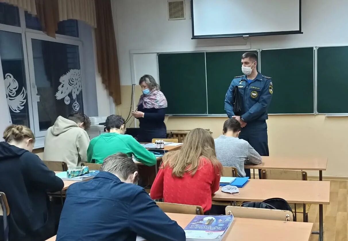 Тестирование барнаул. 136 школа барнаул. школа 48 барнаул. школа 98 барнаул. 136 школа барнаул учителя.