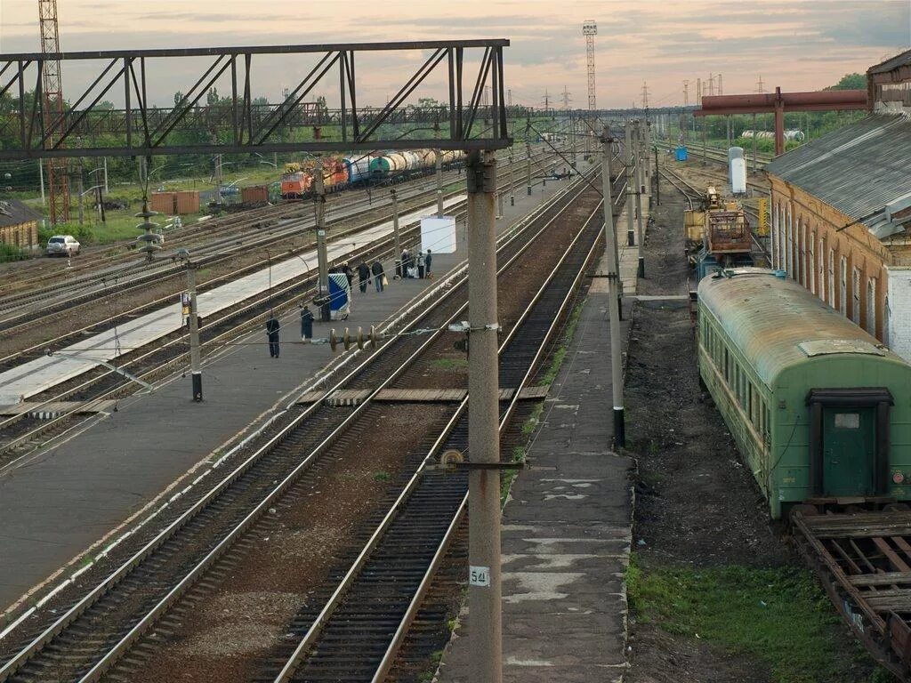 Грязи воронежские вид сверху. Эп1м 545. Ржд станция грязи воронежские. Станции поезда москва воронеж 2 этажный. Город грязи липецкой.