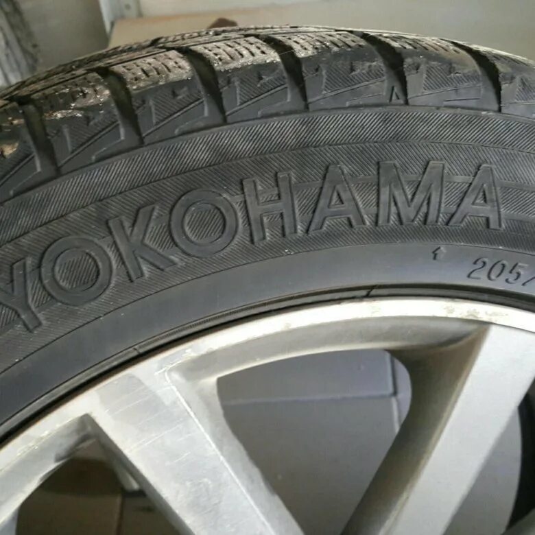 Йокогама 205/55/16 зима. Yokohama r16. Зимняя резина Yokohama r16 205 55. Резина якохама r16 на грузовик.