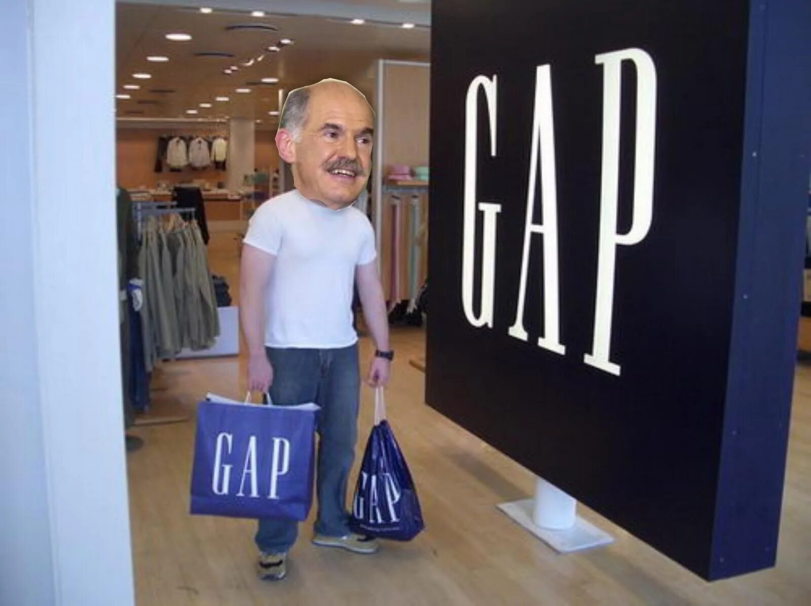 Gap компания. Фирма gap. Бренд гап. Фирма gap одежда. Зипка gap.