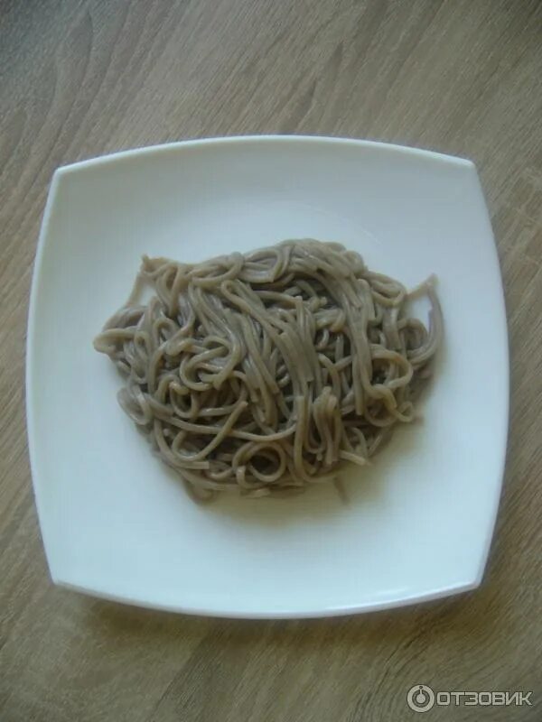 Лапша из гречки 4 буквы. Soba гречневая лапша. лапша соба 300гр. гречневая лапша 100 грамм. лапша удон hangzhou wellong food.
