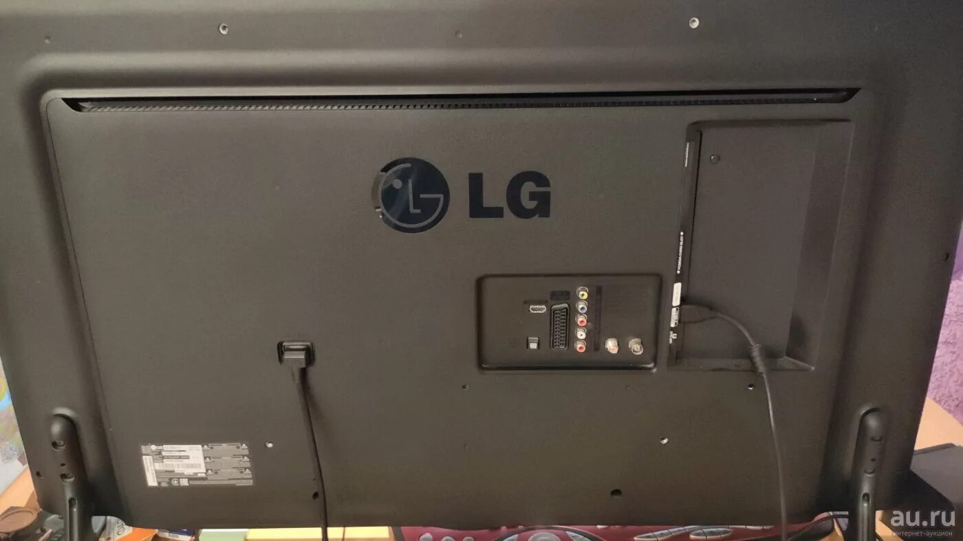 Lg 32lb561u. LG 32lb561v. Телевизор LG 42lb561v. Телевизор LG 42lb561v 42". LG 42lb561v-ze ножки.