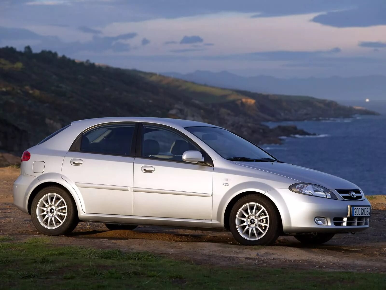 Почему лачетти. Chevrolet lacetti 1.6. шевроле лачетти хэтчбек 1.6. шевроле лачетти хэтчбек 1.4. chevrolet lacetti hatchback.
