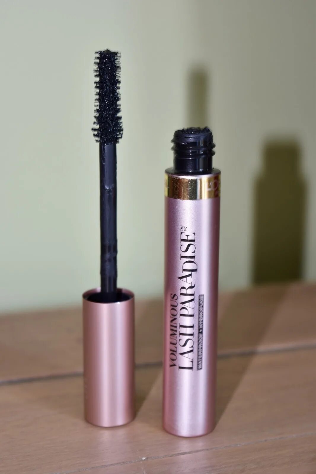 Лаш парадиз тушь лореаль. Лаш парадиз тушь. тушь lash paradise loreal. лэш парадайз тушь.