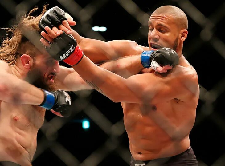 И был бой. Ciryl gane ufc. франсис нганну удар. ган бой.
