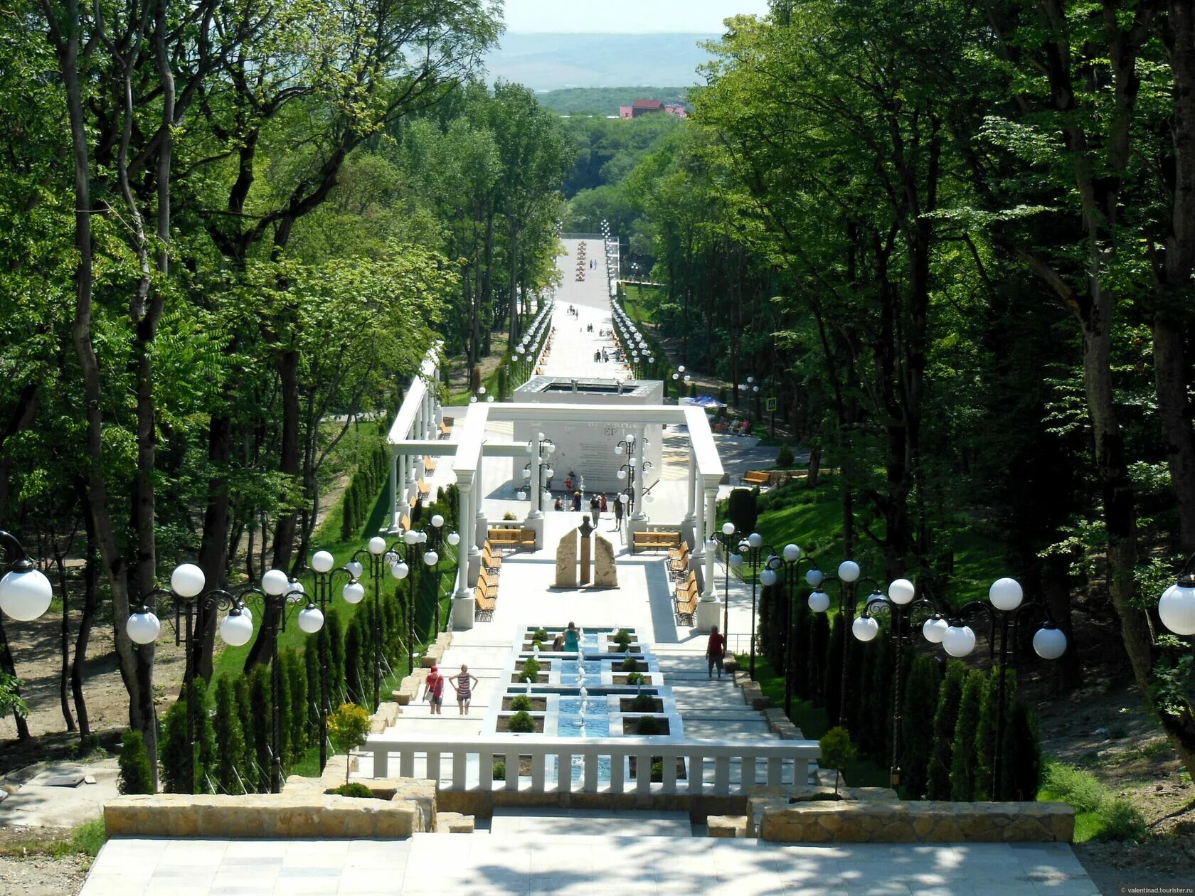 Курортный парк (Железноводск, Ставропольский край). Железноводск каскадная лестница 2020. Курортный парк Кисловодск каскадная лестница. Железноводск парк каскадная лестница. Места железноводска