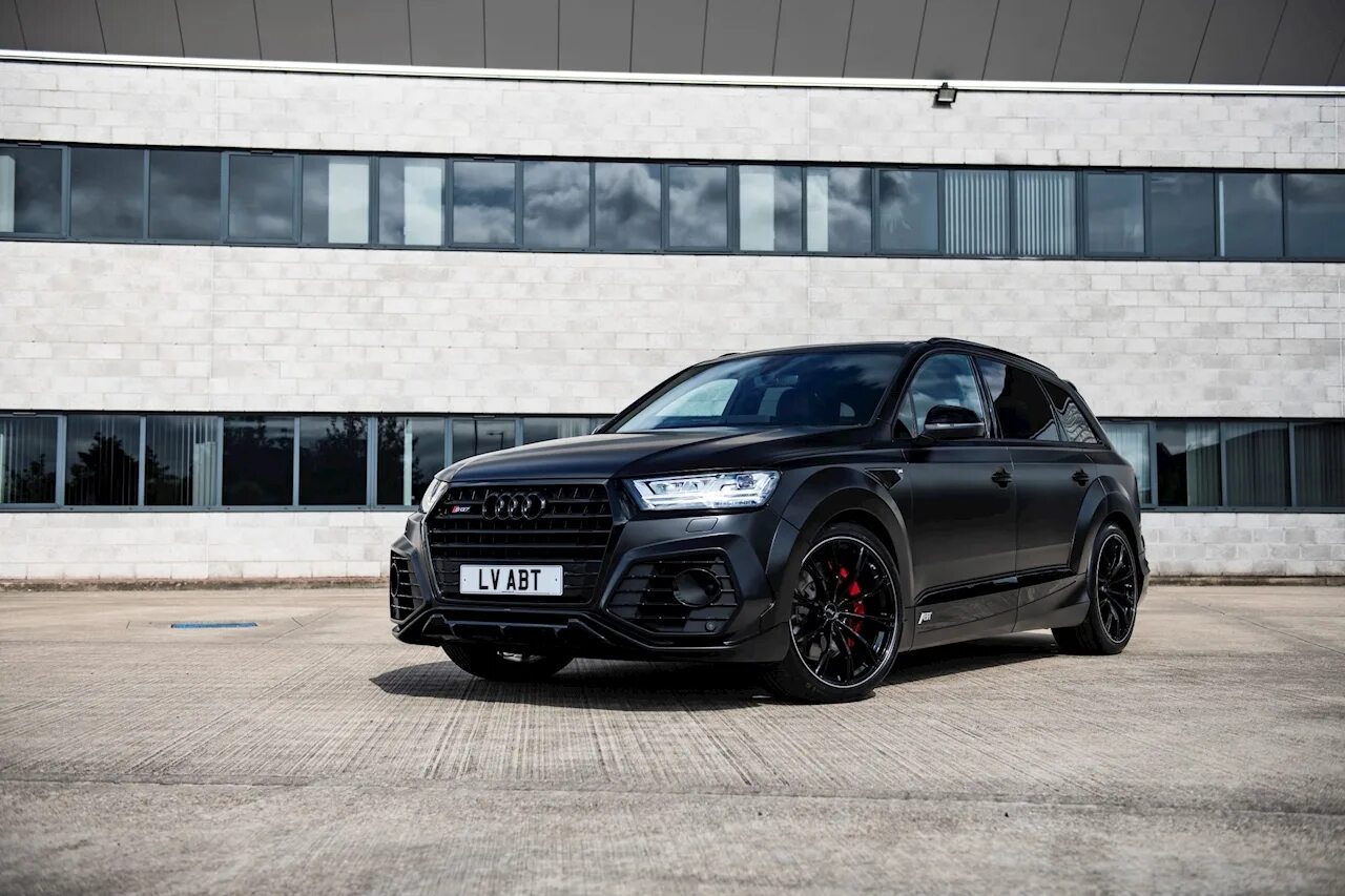 Q7 abt. Audi q7 abt. audi q7 mtr. sq7. audi sq 7 2017 года чёрного цвета.