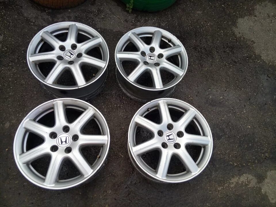 Диски хонда аккорд 8 type s r18. Оригинальные диски хонда аккорд 7 r16. Диск хонда срв 17 оригинал. Штатные диски хонда цивик. Диски honda stream r15.
