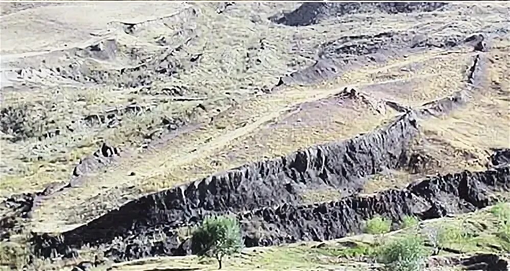 Ноев ковчег на горе арарат. Ноев ковчег на горе арарат. Гора арарат ковчег ноя. Гора арарат ковчег снимки. Гора арарат ковчег ноя.