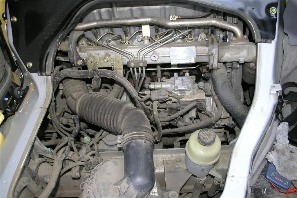 Книга - Mazda Bongo / Bongo Brawny / Nissan Vanette. Модели с 1999 года. ISBN: 5