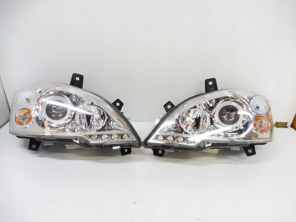 Вито 638 лампа фары ближнего. Патрон поворотника вито 638. Лампочки фар vito 639 2004 года. Стекло mercedes vito viano ii сенсор w639. Мерседес вито 638 лампы в фарах.