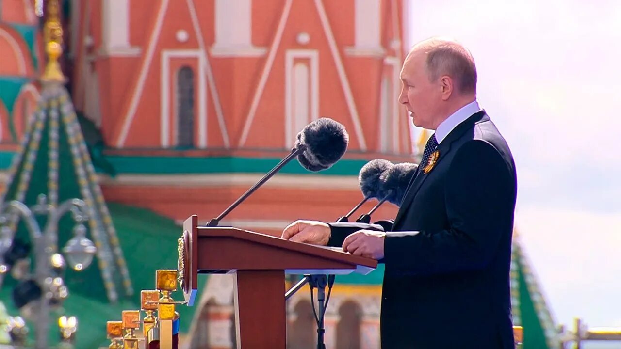 Чем говорят политики россии. Выступление Путина на красной площади.