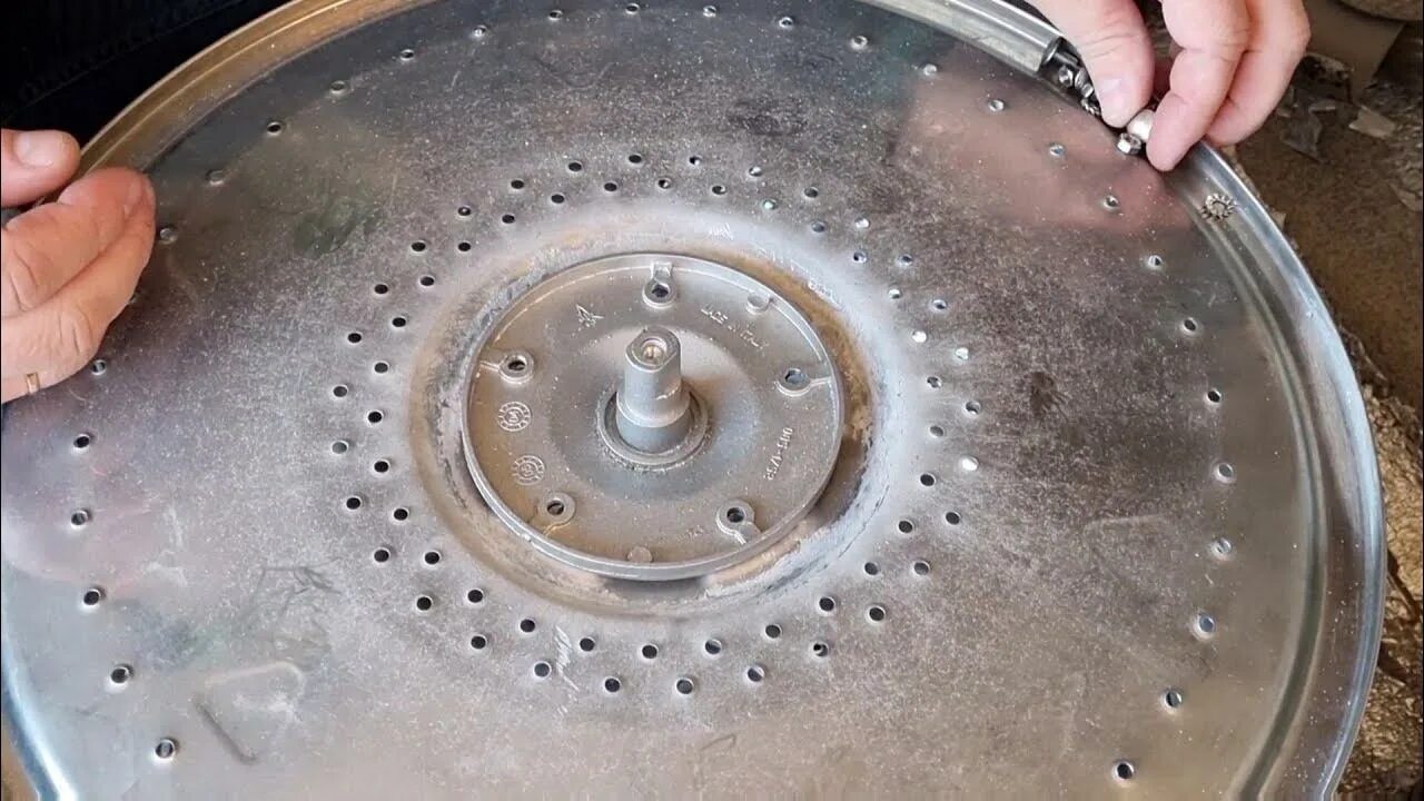 Как поменять подшипник на стиральной машине whirlpool Замена подшипников в барабане стиральной машины. YouTube