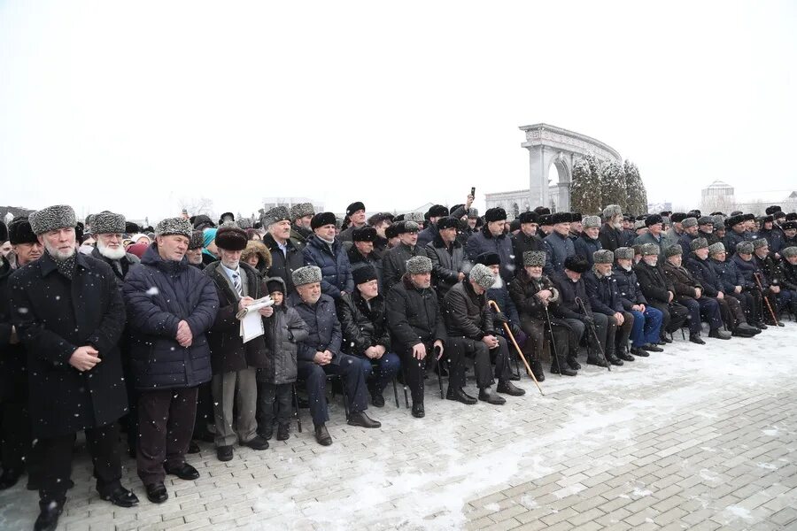 Депортация ингушетии. Депортация ингушей в 1944. 23 февраля 1944 депортация ингушей. 23 февраля ингушетия депортация. 23 февраля ингушетия.