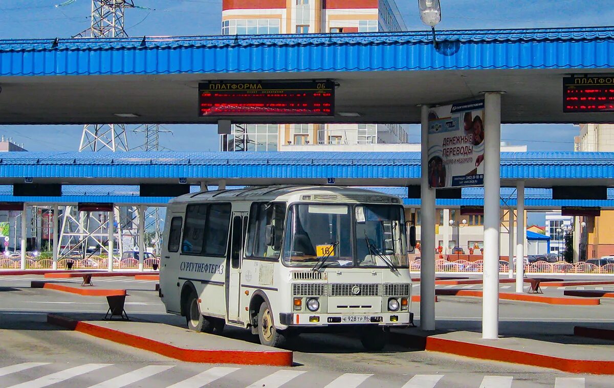 Автовокзал ханты купить билет. 110 Автобус новые. Автовокзал Сургут. Сборка радиатора на ПАЗ 32053.