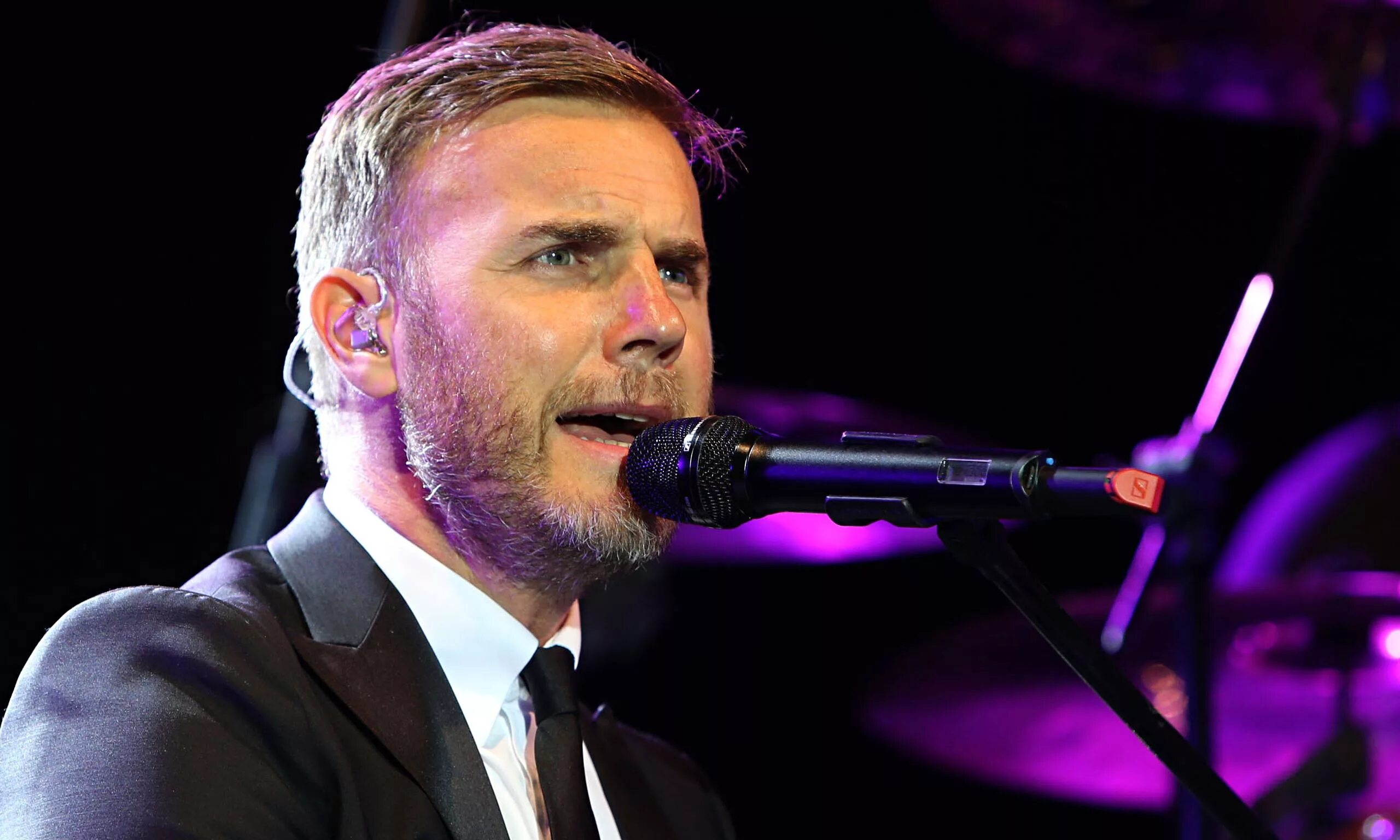 Gary barlow в молодости. Gary barlow 2021. Гэри барлоу. Гэри барлоу. Гэри барлоу.