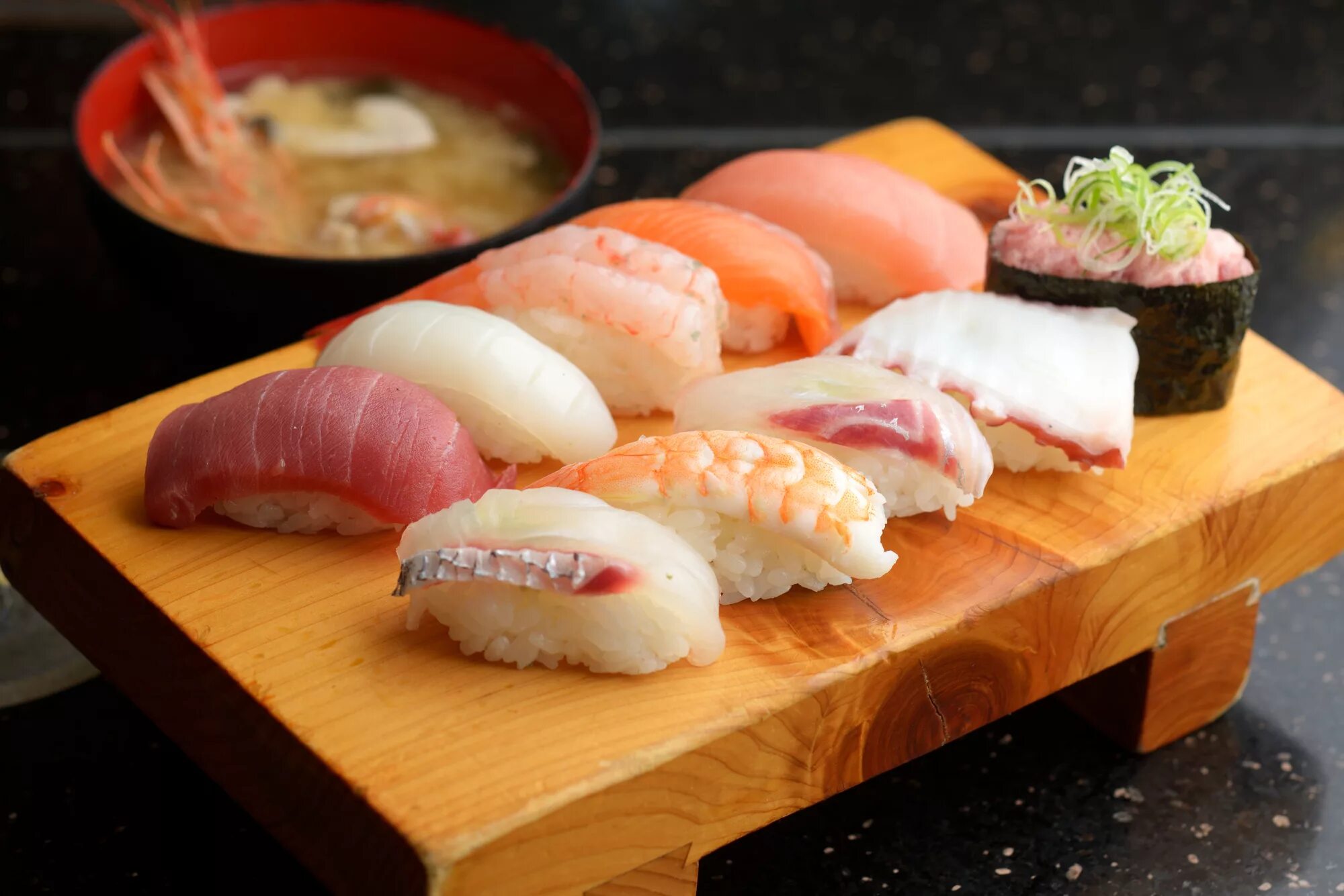 Где живут суши. Японская кухня. Японская еда. Японские роллы. Традиционные японские блюда.