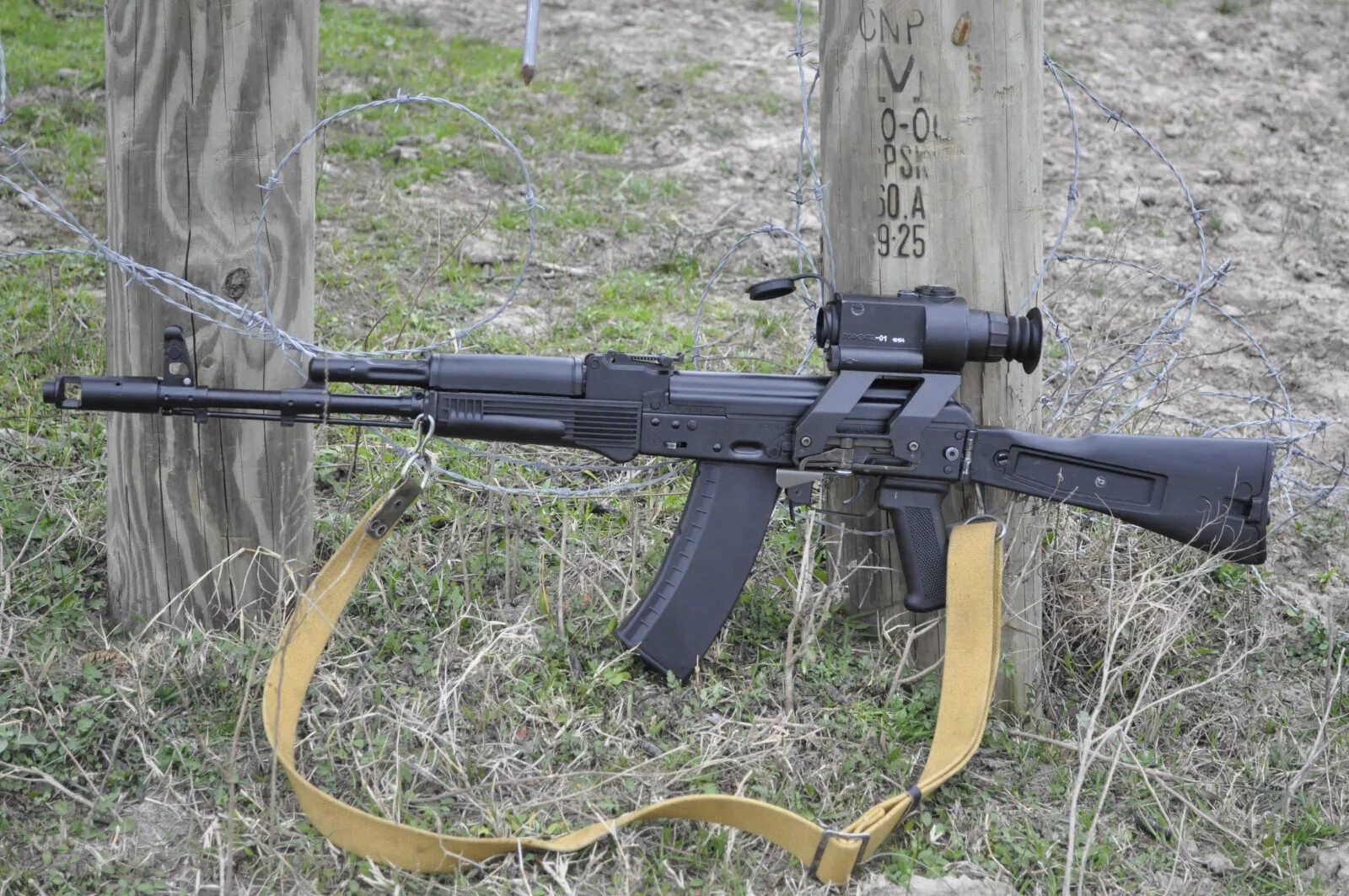 AK-103 прицелы. Прицел на ак74 оптический АК. Коллиматор на АК 74. ПСО 1 на АК 103.