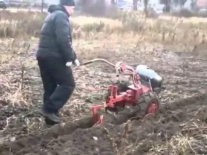 Настроить плуг мотоблока для вспашки правильно