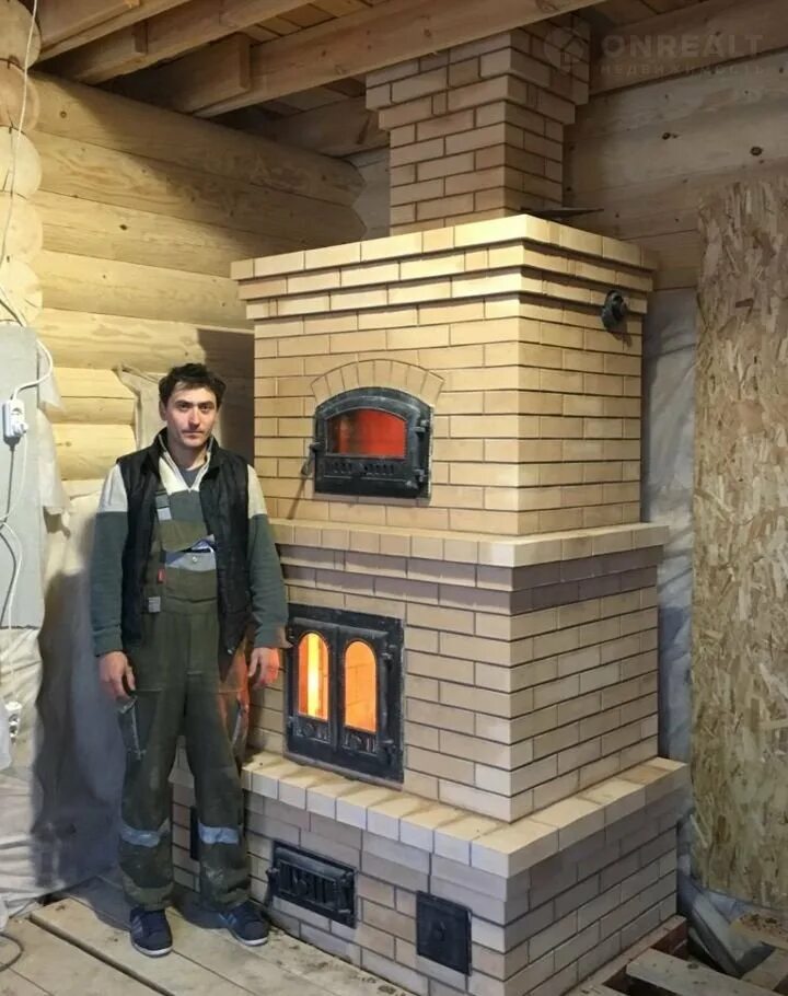 Строительство печь камин. Печь совмещенная с камином из кирпича проекты. Красивые кирпичные печи. Печь-камин из кирпича. Камин из кирпича с водяным контуром для отопления частного.
